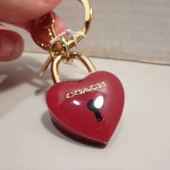 Coach Red Heart Padlock Lock Key Keychain Fob Charm NEW F65162 RARE Lucite - Picture 2 of 4